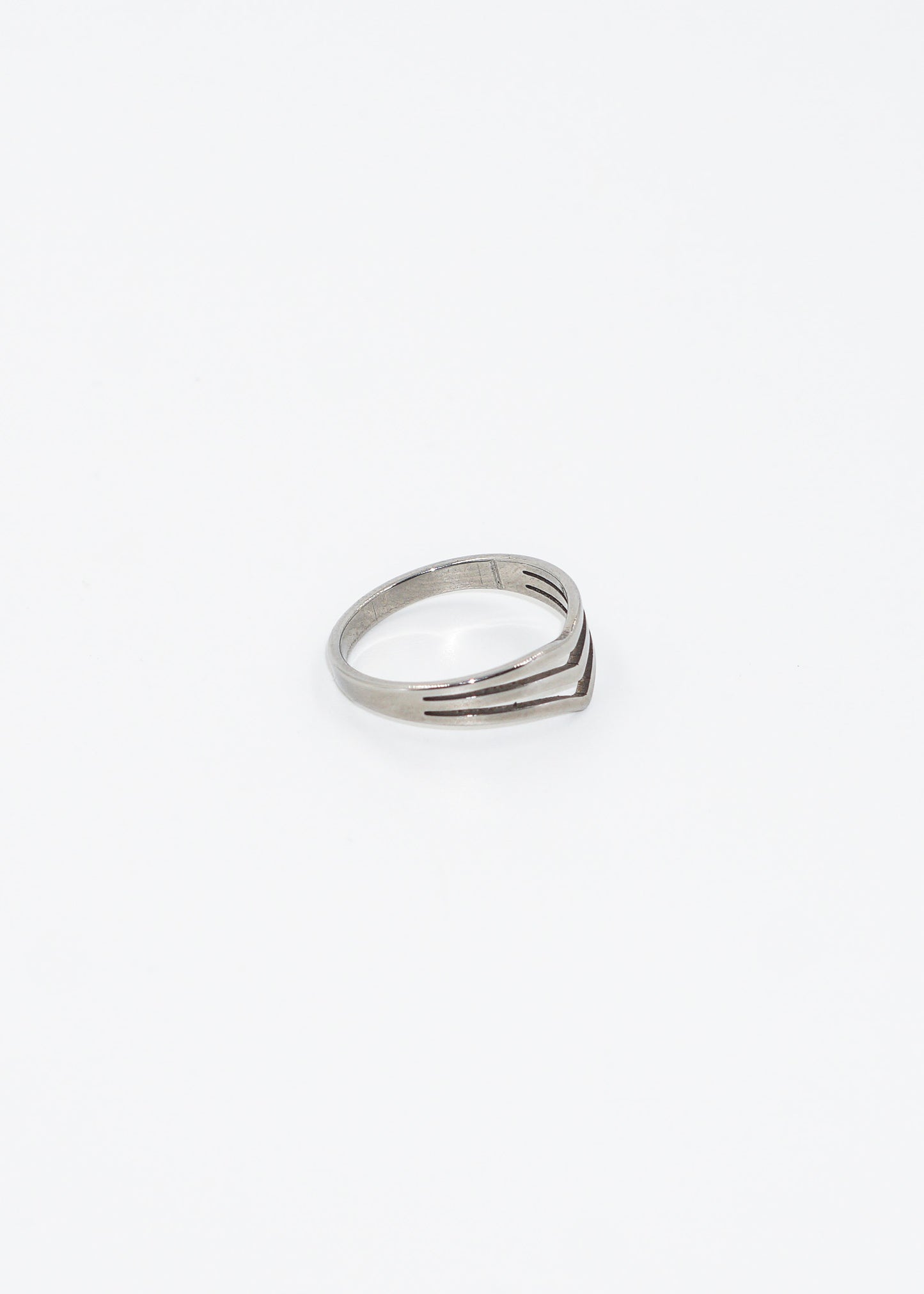 Anillo triple en punta acero quirúrgico