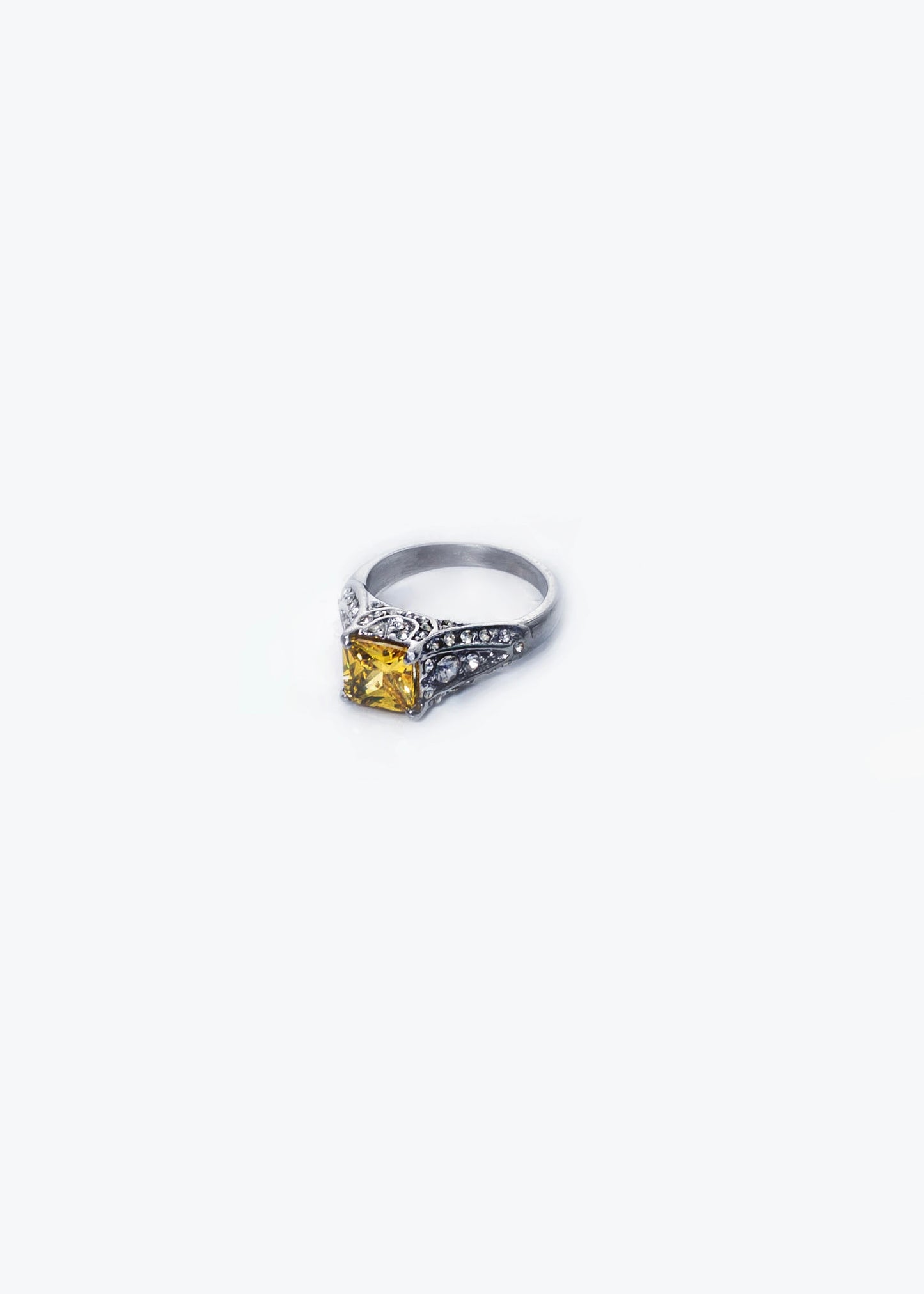 Anillo Genevive acero quirúrgico