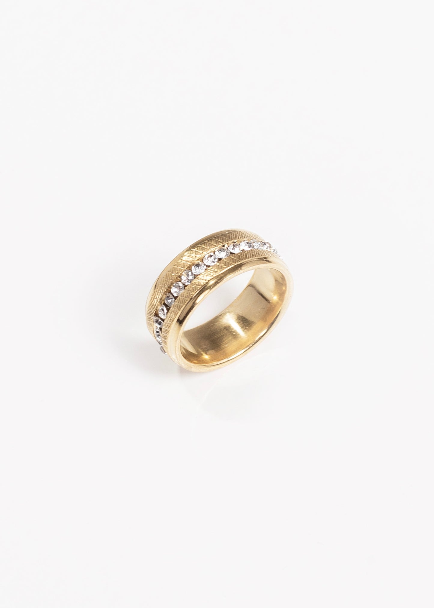 Anillo calado con strass acero quirúrgico