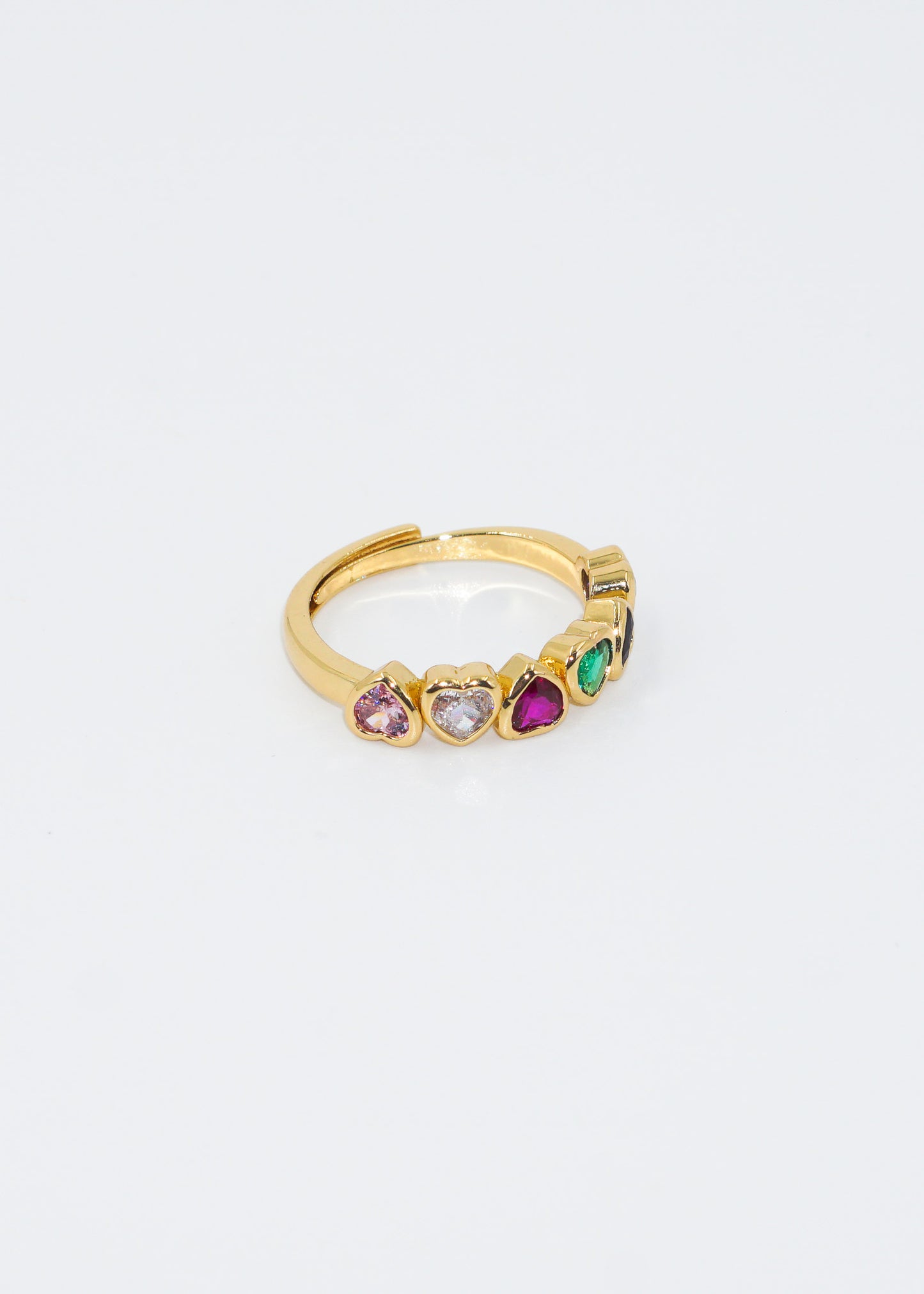 Anillo con corazones de zirconias de colores