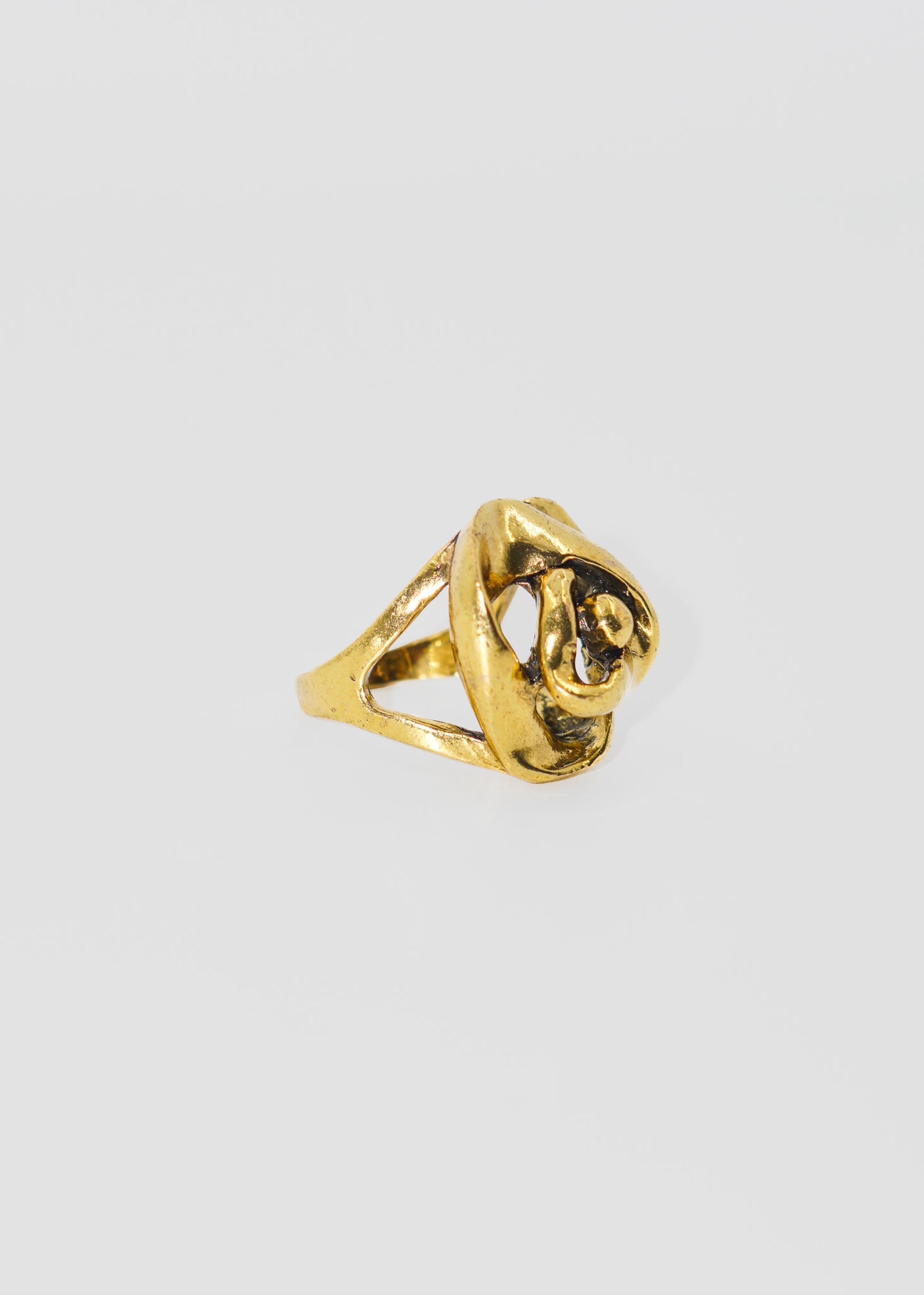 Anillo rosa vintage dorado viejo