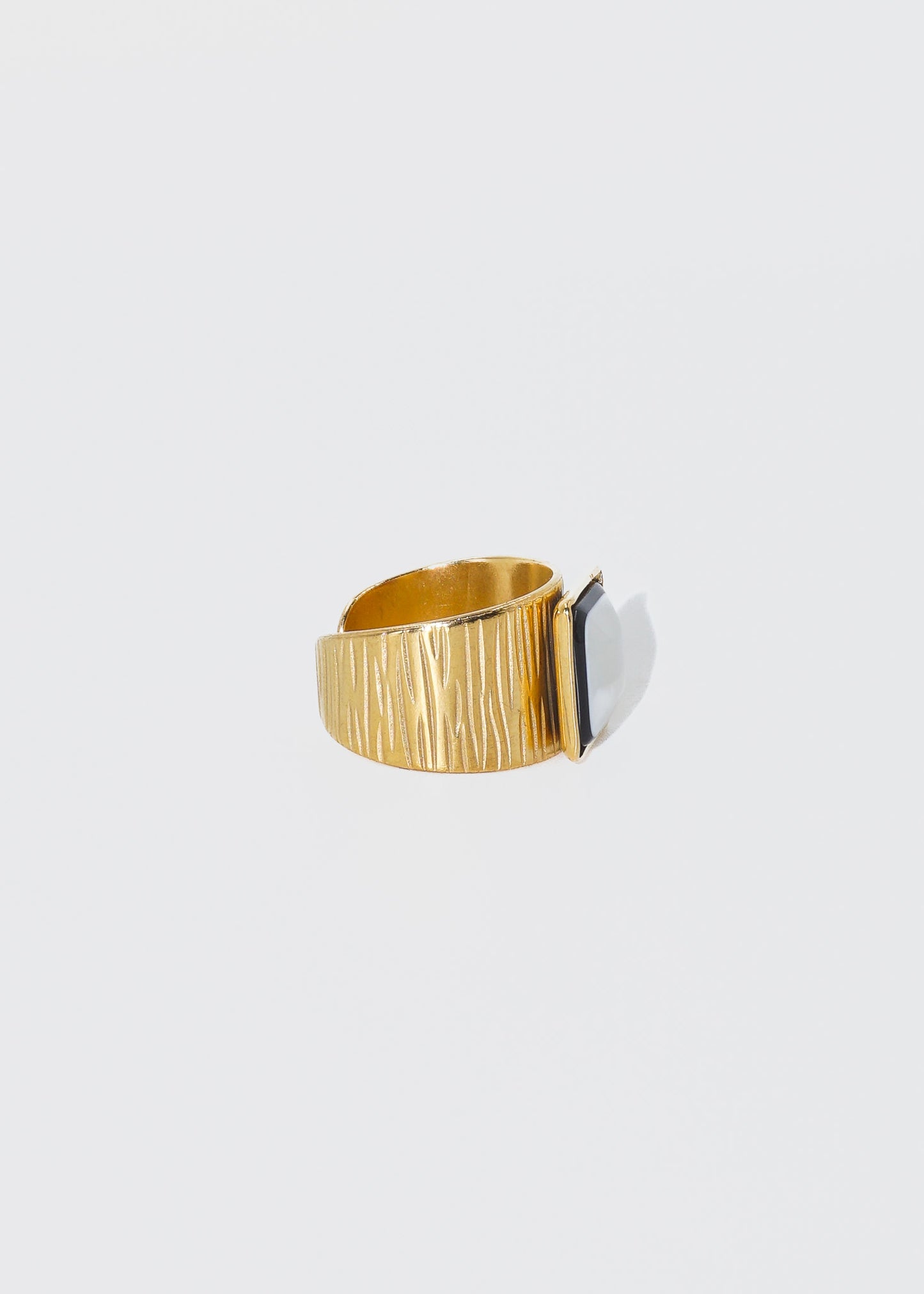 Anillo ajustable con piedra cuadrada acero quirúrgico