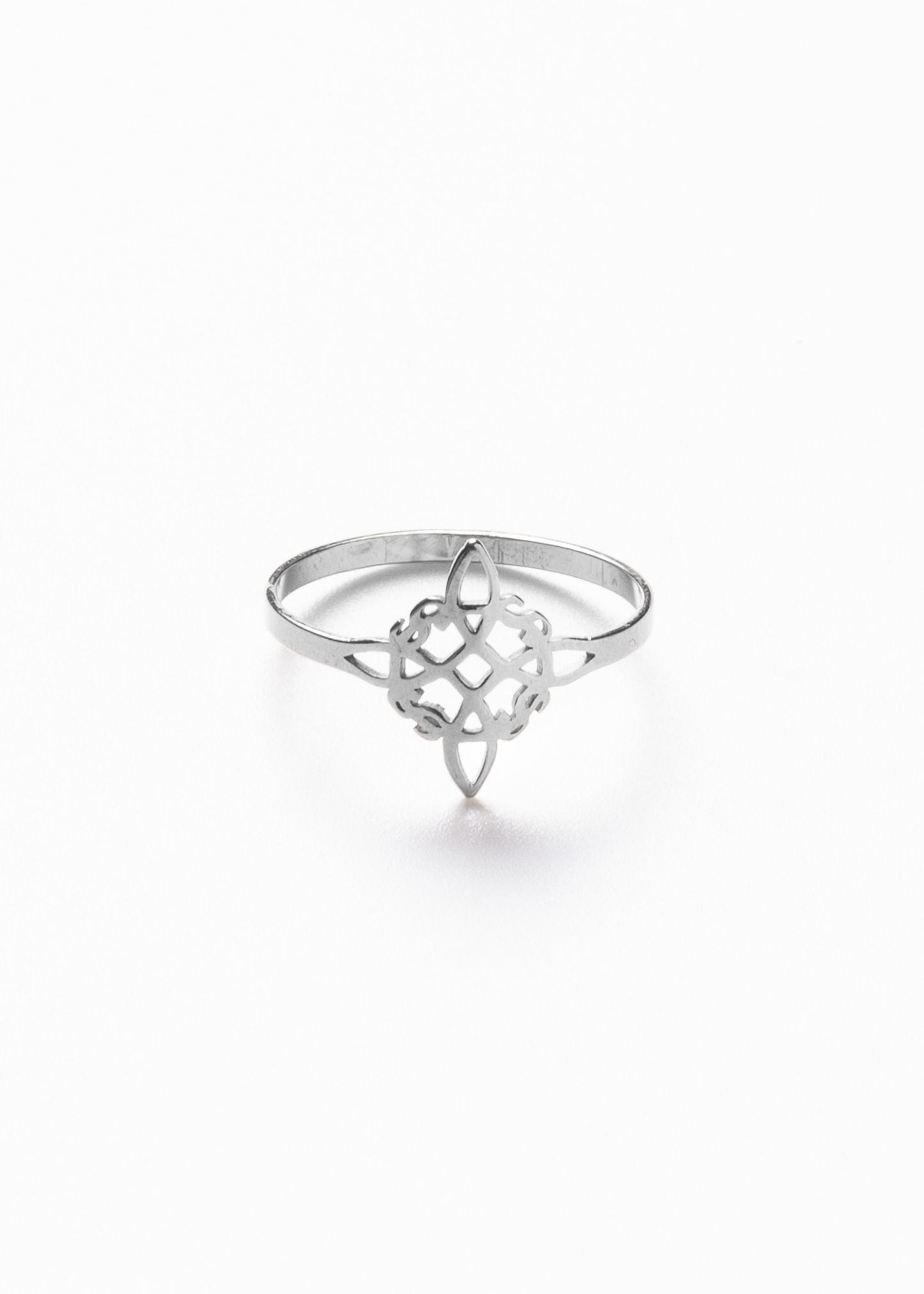 Anillo nudo de brujas acero quirúrgico