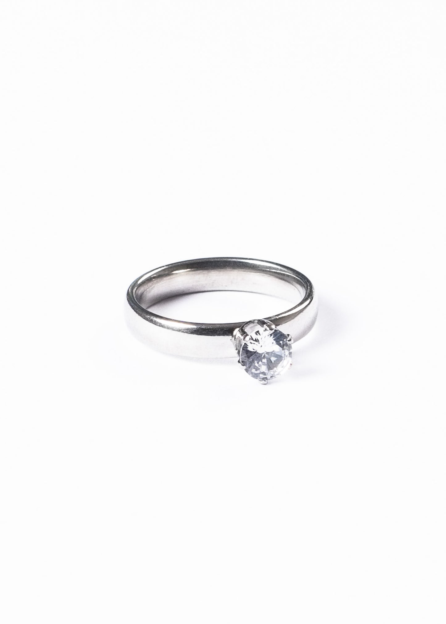 Anillo cintillo clásico ancho acero quirúrgico