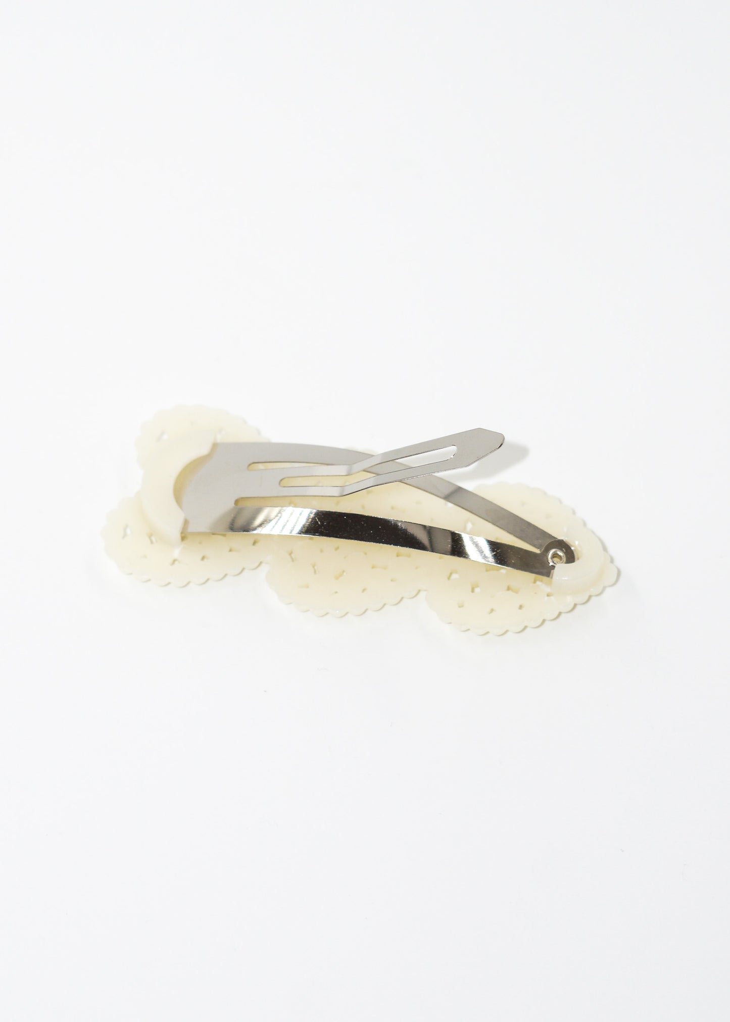 Broche de pelo flecha corazones perlas
