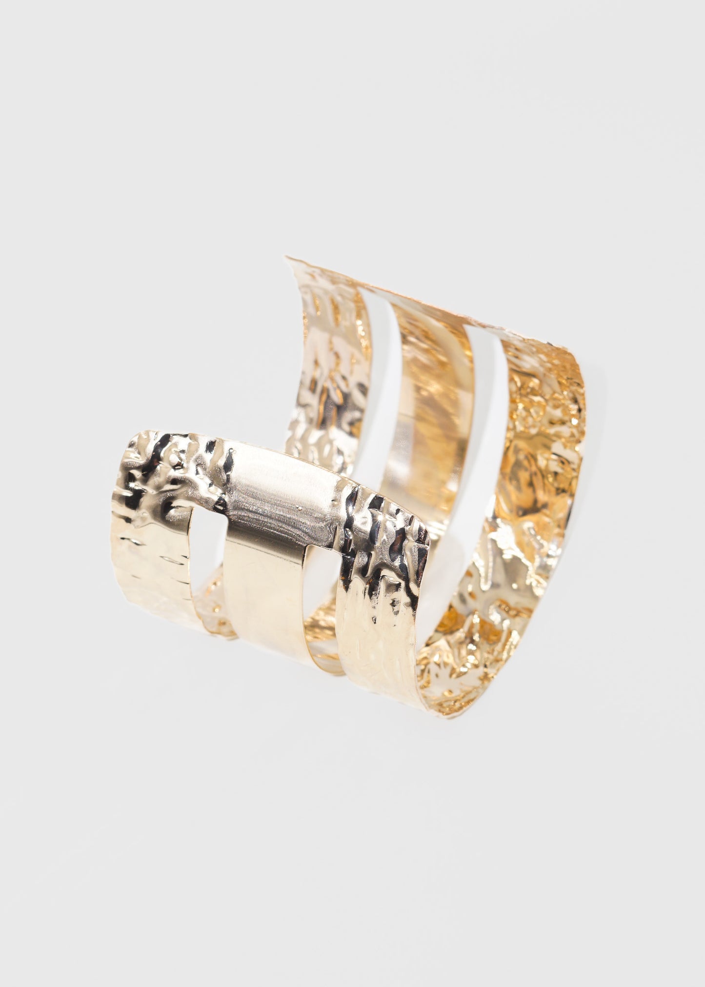 Brazalete franjas con labrado