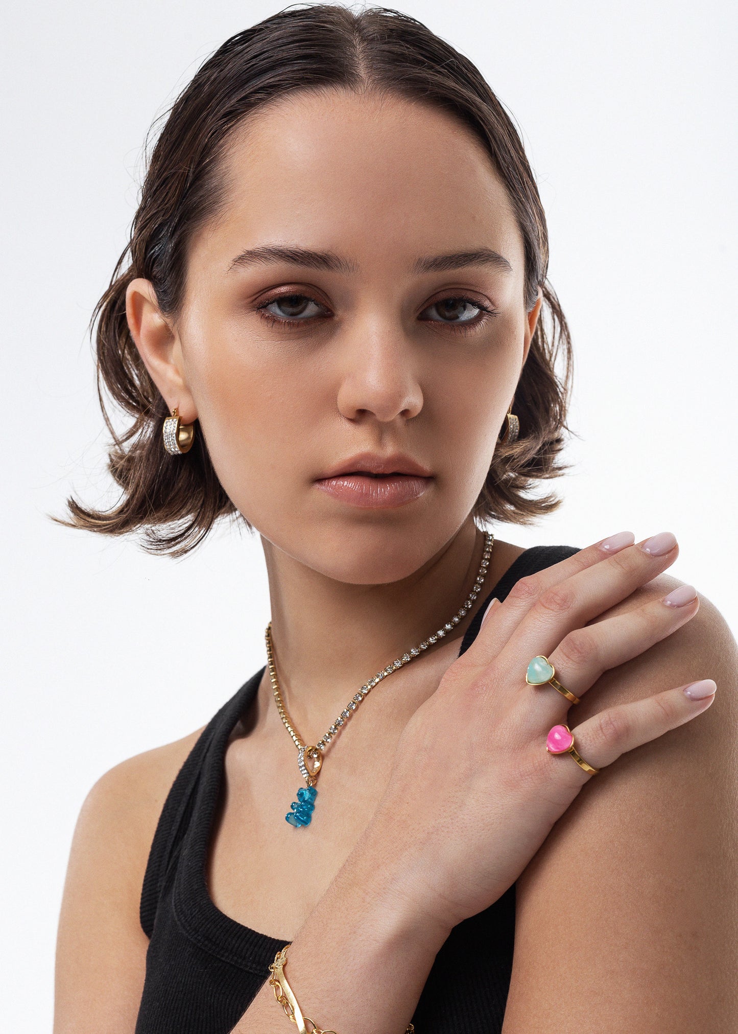 Anillo dorado con corazón acero quirúrgico