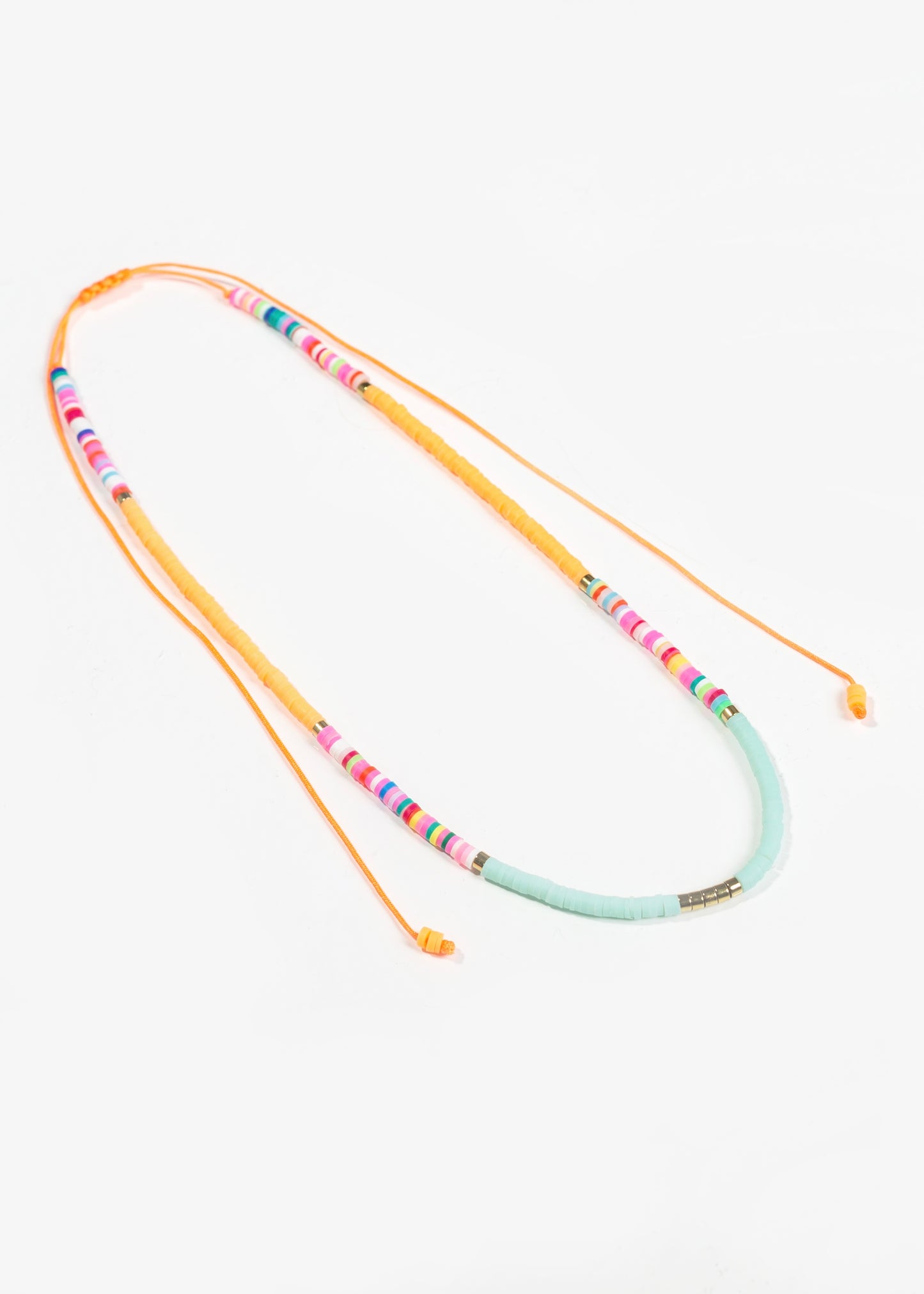 Collar mostacillas fino