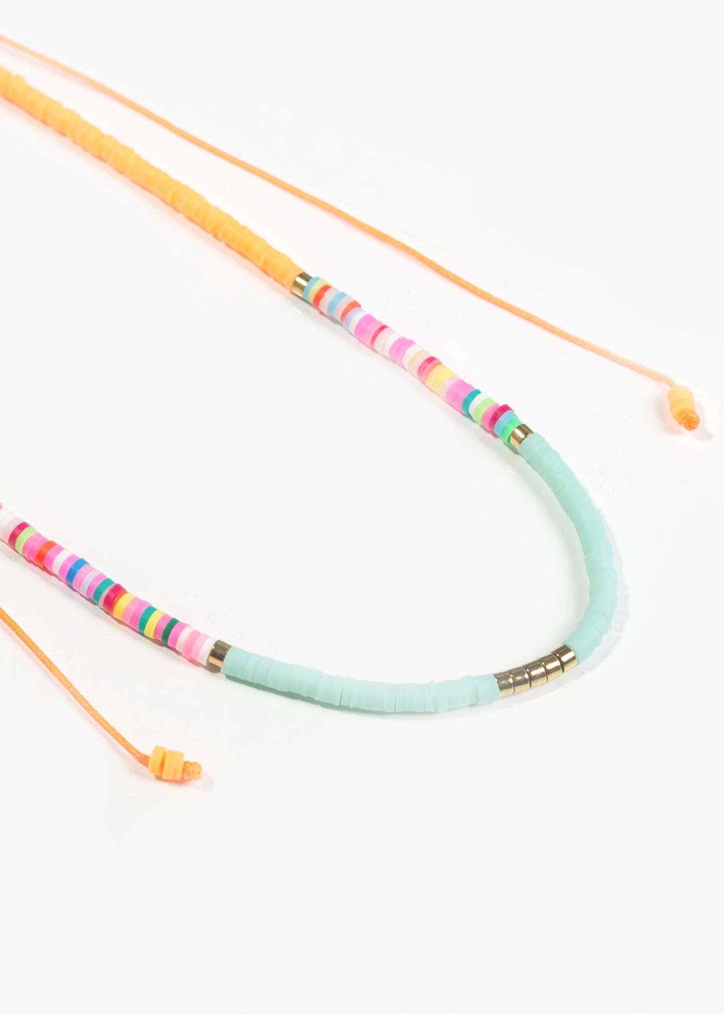 Collar mostacillas fino