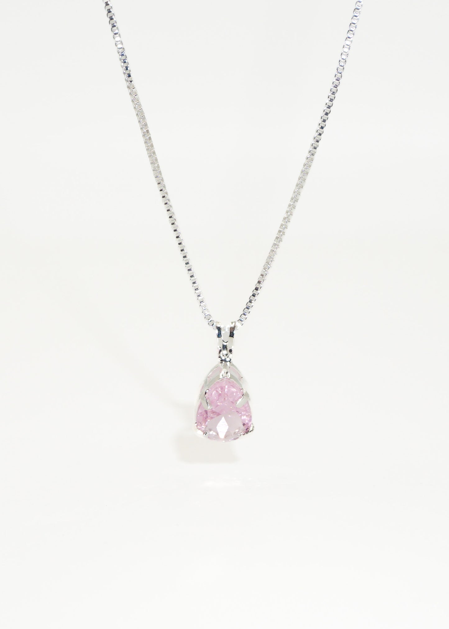 Collar cadena con dije gota zirconia