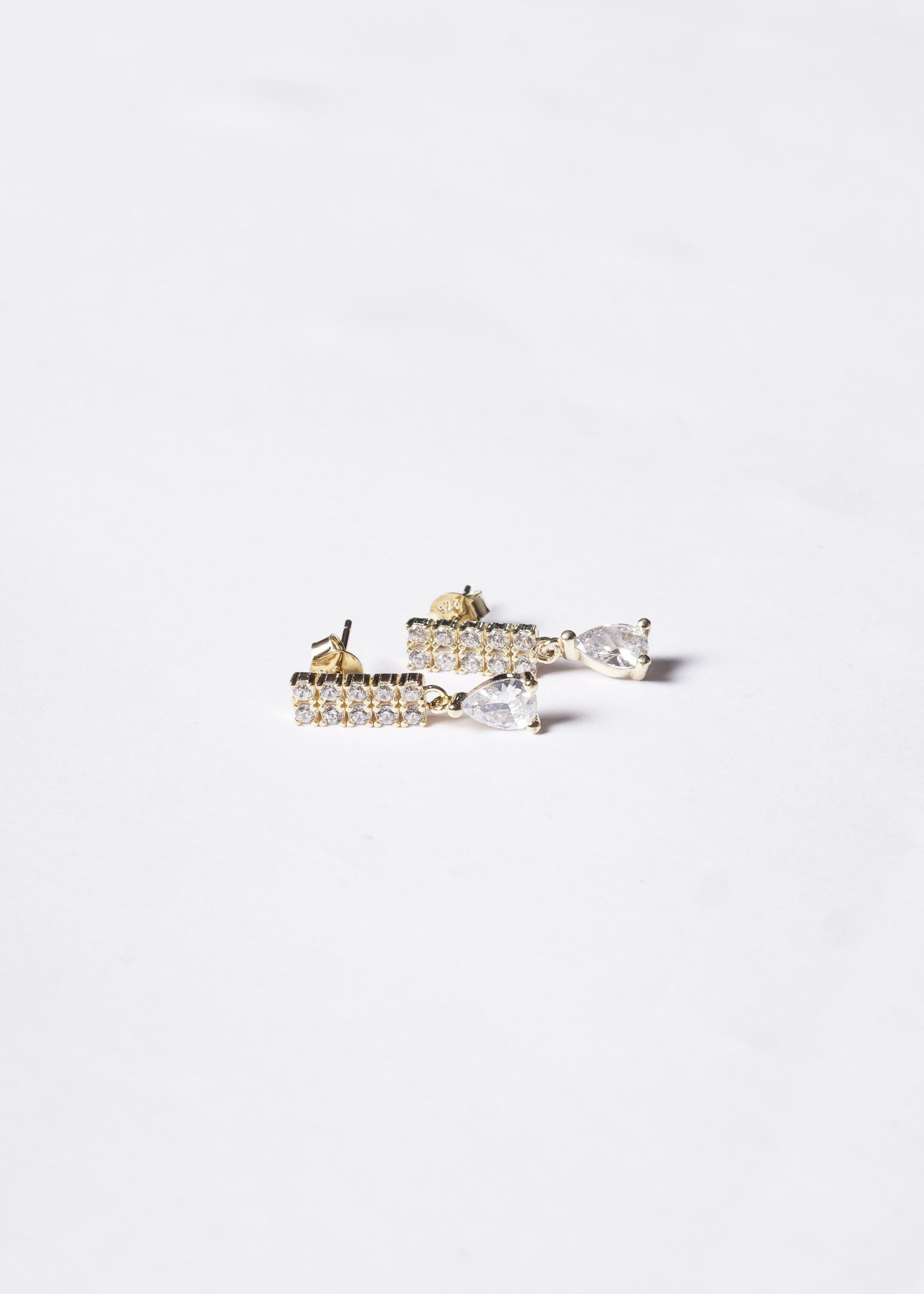 Caravanas Grand Deluxe Gota Plata 925 & Baño en oro 18k