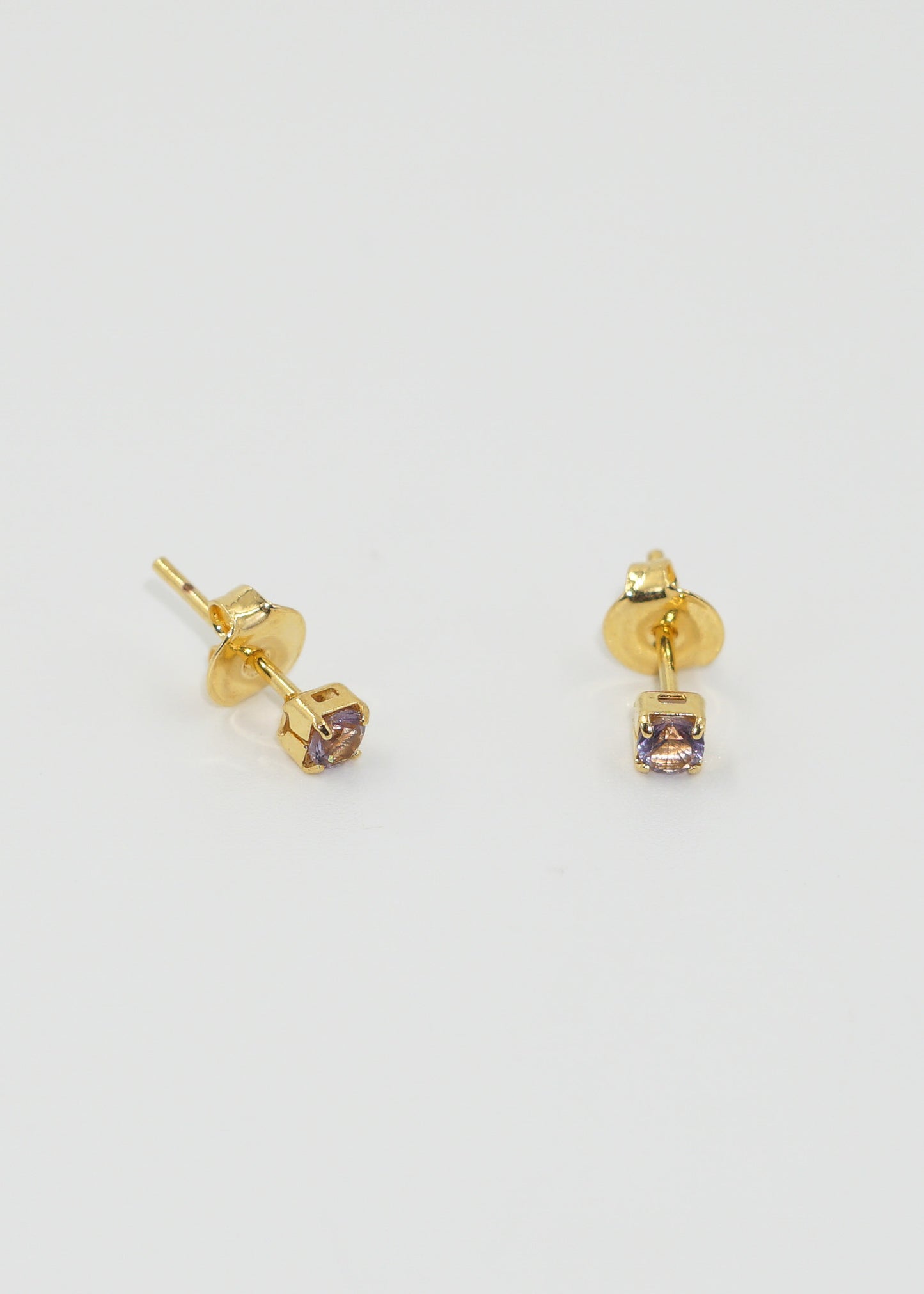 Caravanas punto luz mini baño en oro 18k