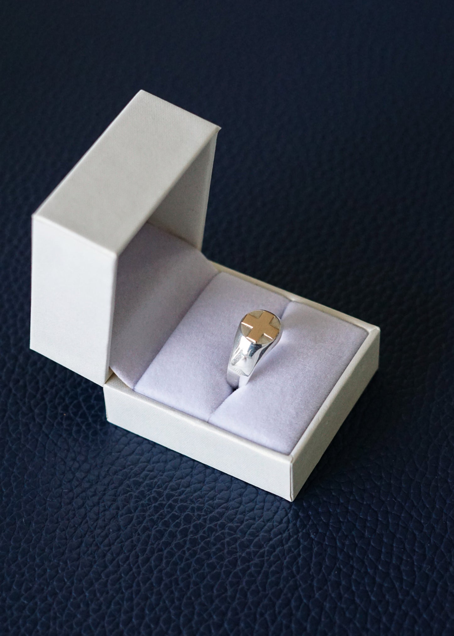 Anillo profesión enfermería plata 950 y oro 10k