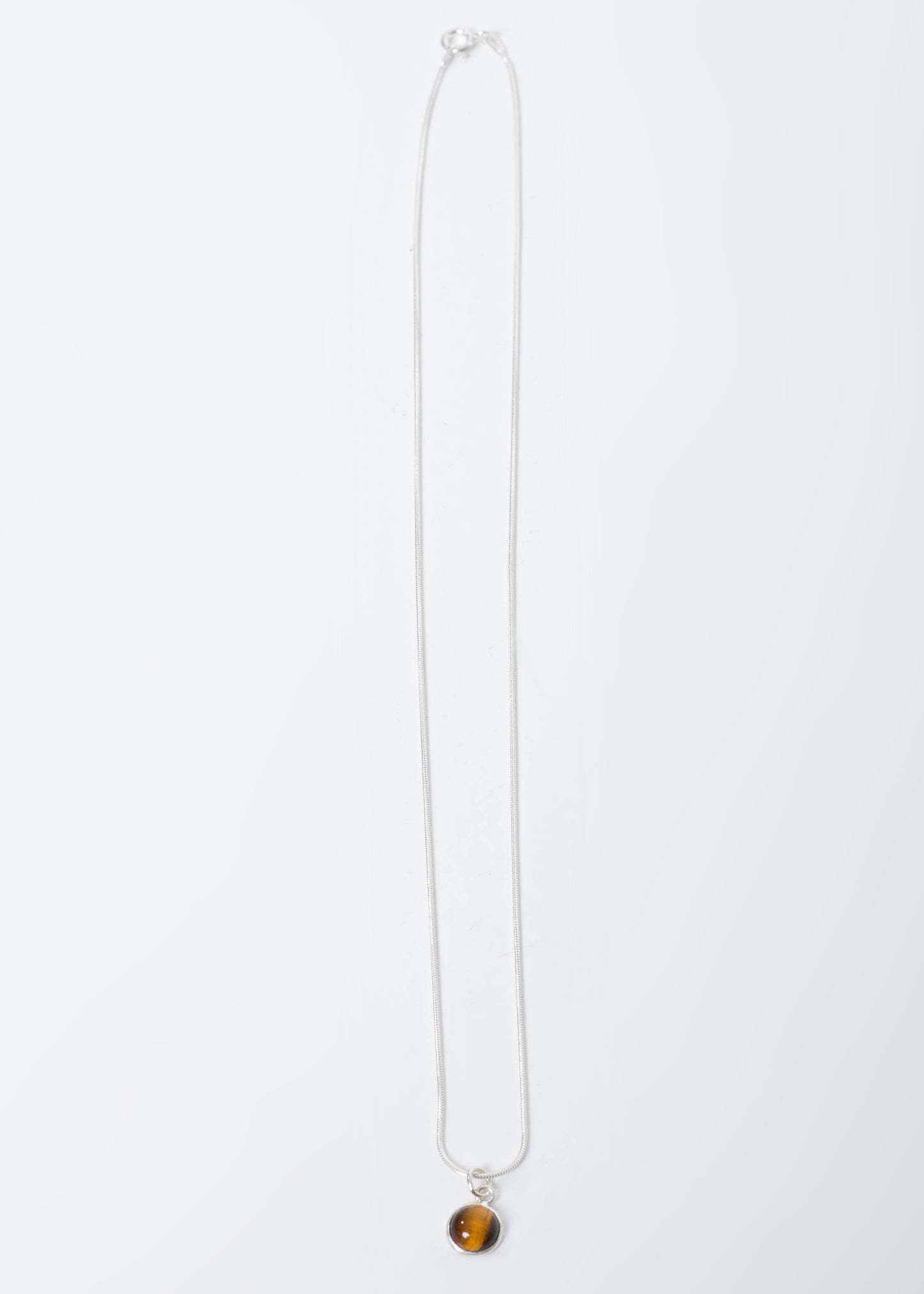 Cadena collar con dije ojo de tigre redondo plata 925