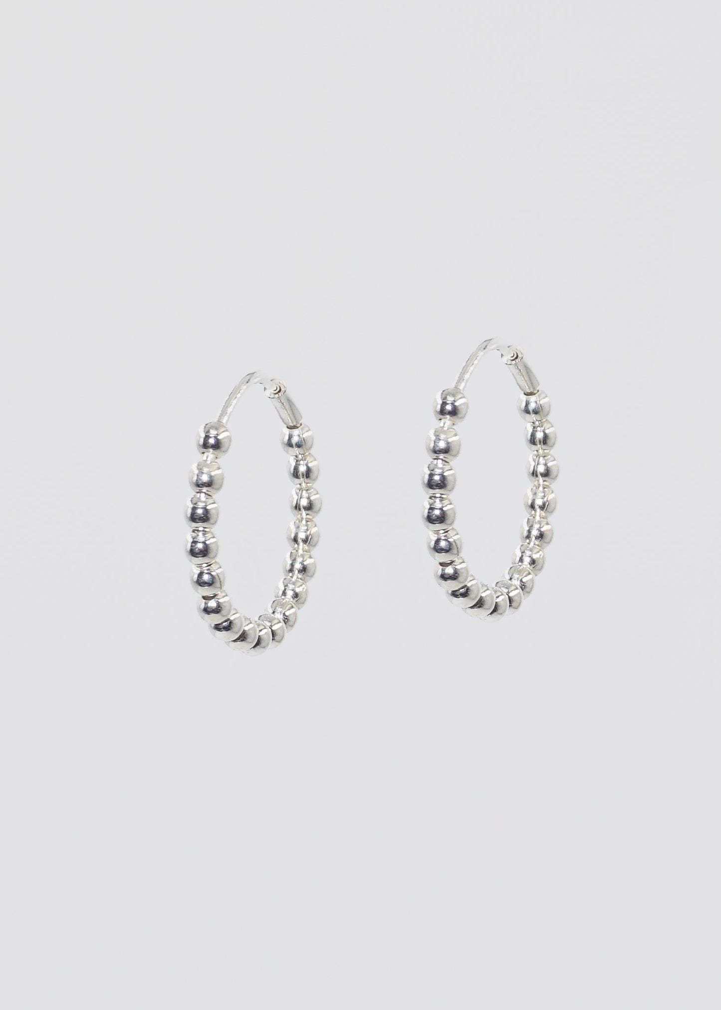 Caravanas aros con esferas 20mm plata 925