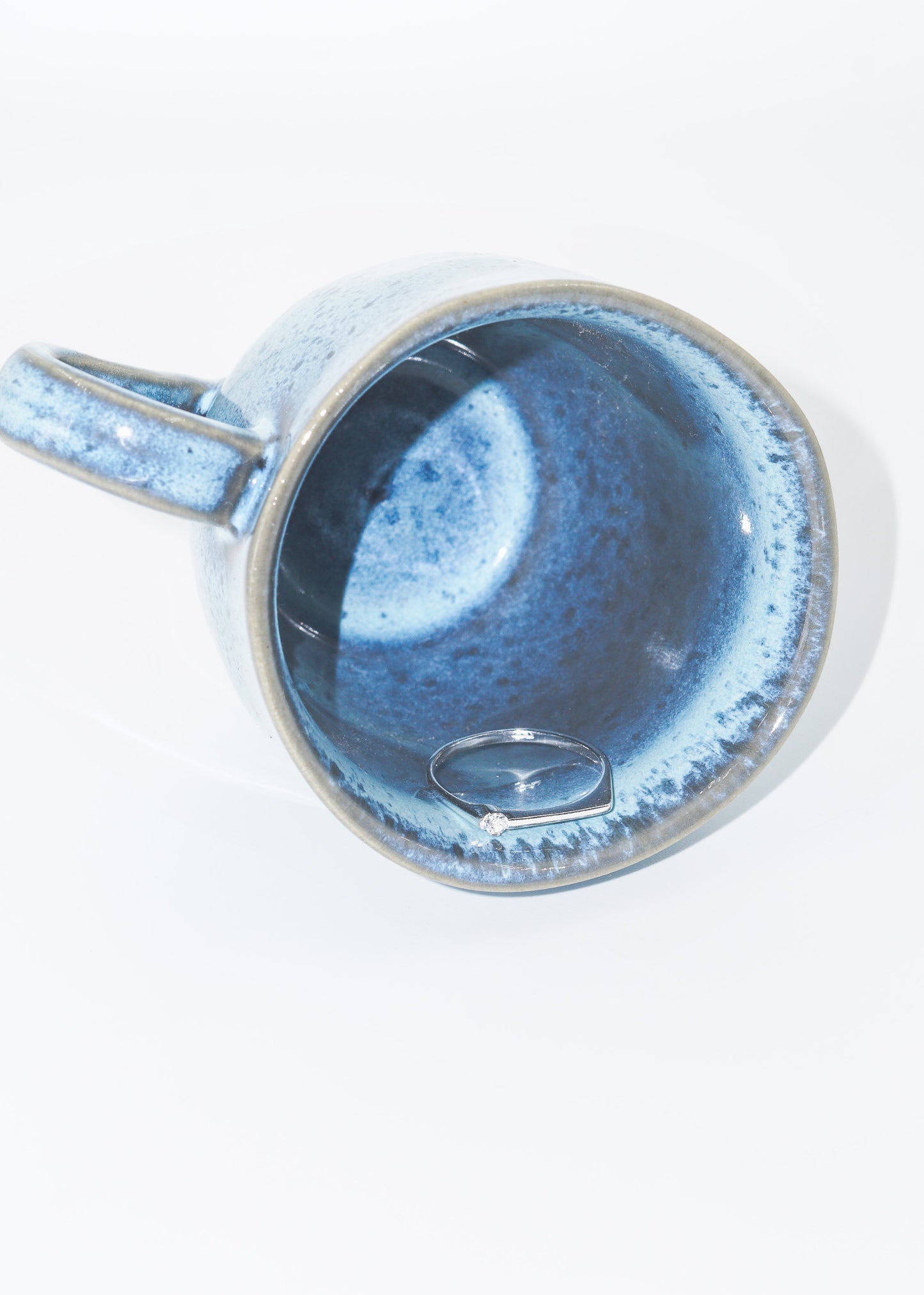 Anillo básico recto con mini zirconia plata 925