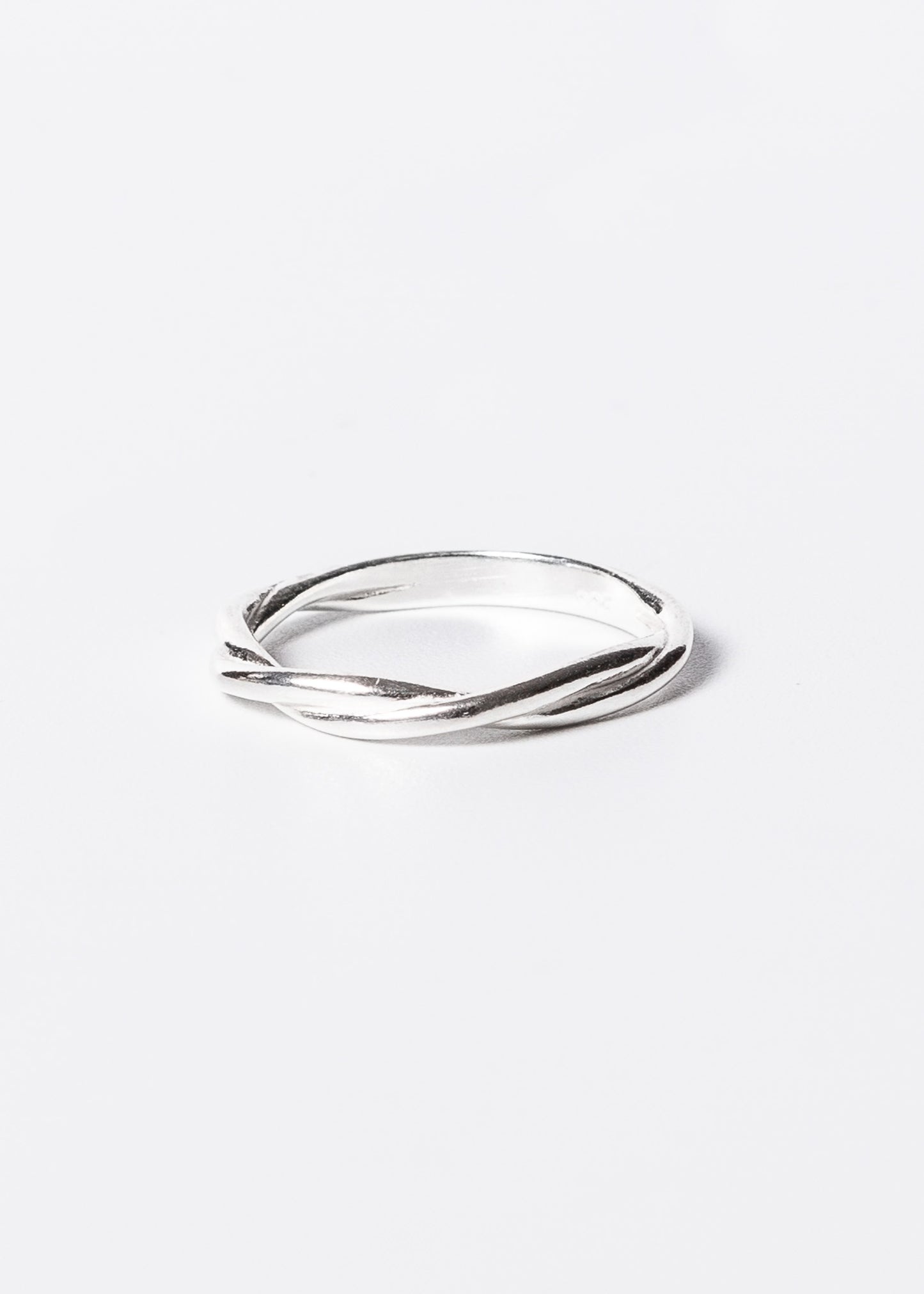 Anillo torneado liso plata 925