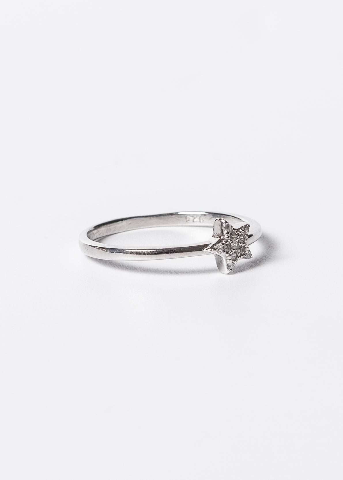 Anillo estrella zirconias plata 925