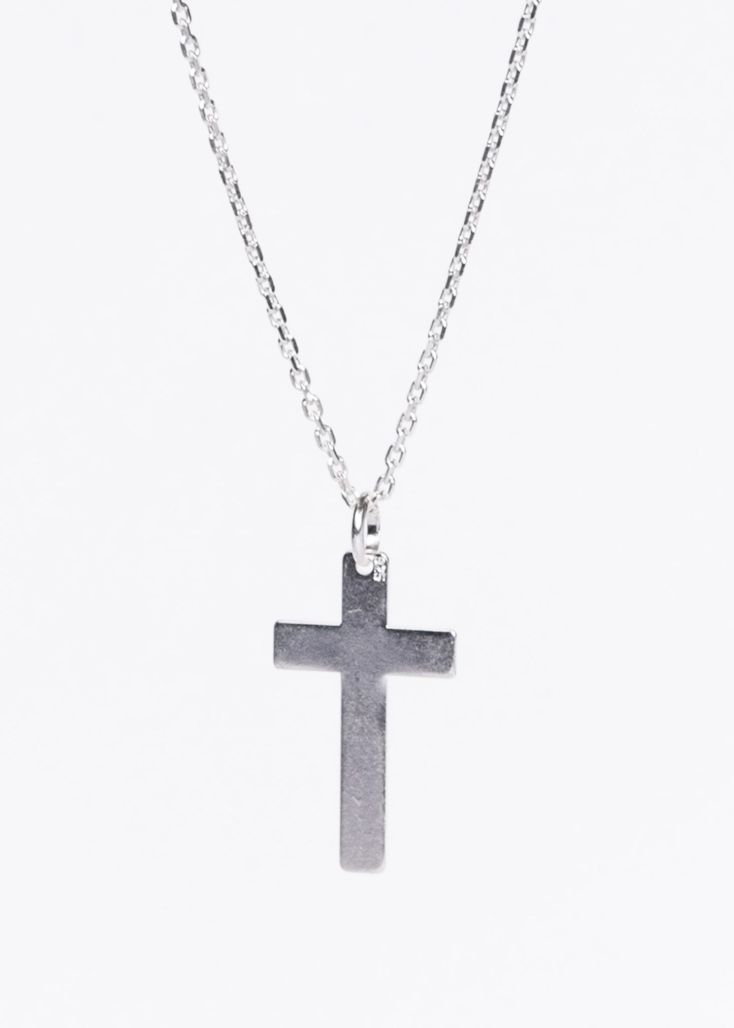 Cadena 45cm con dije cruz lisa plata 925