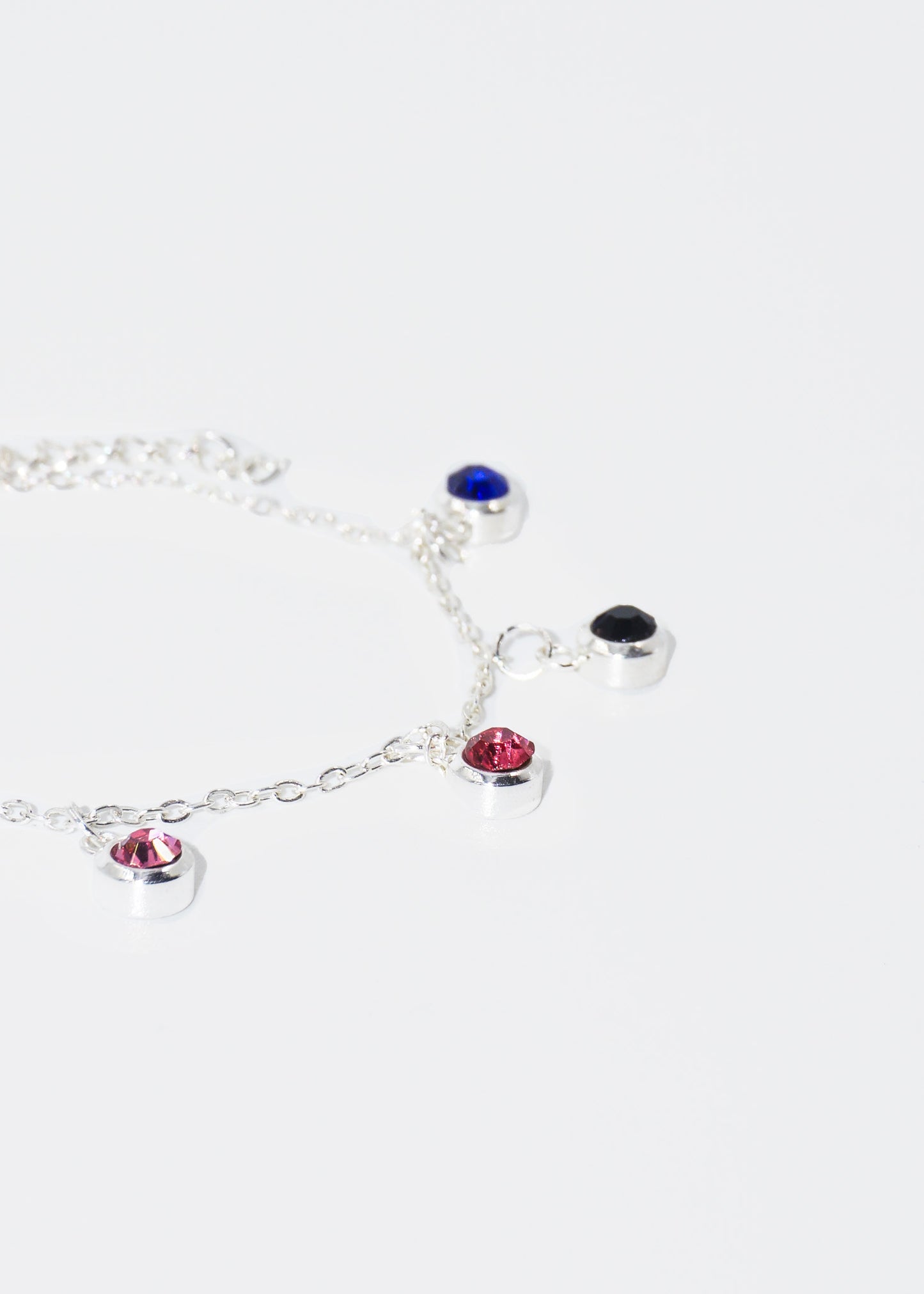 Pulsera con dijes strass acero quirúrgico