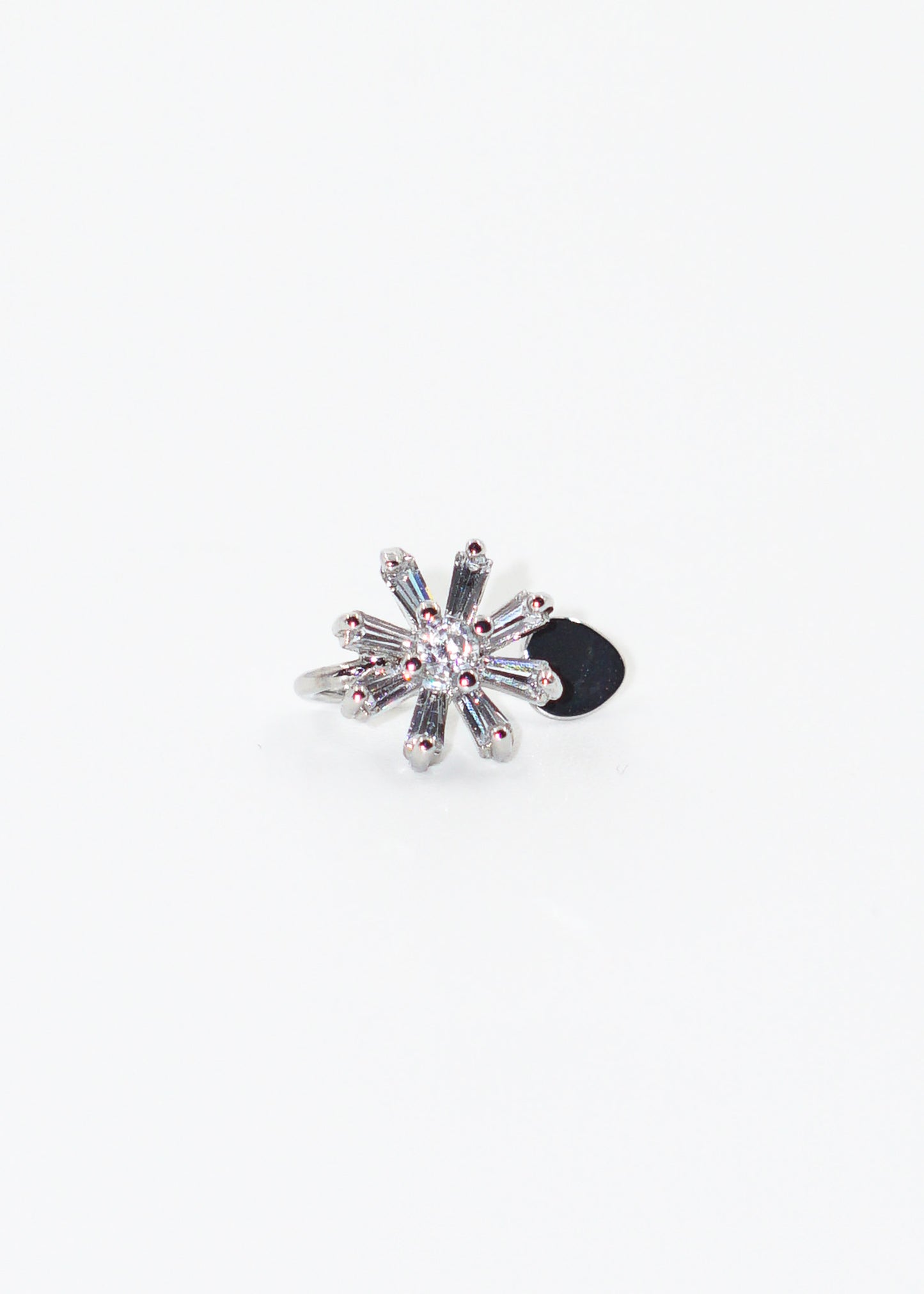 Ear cuff flor plateado