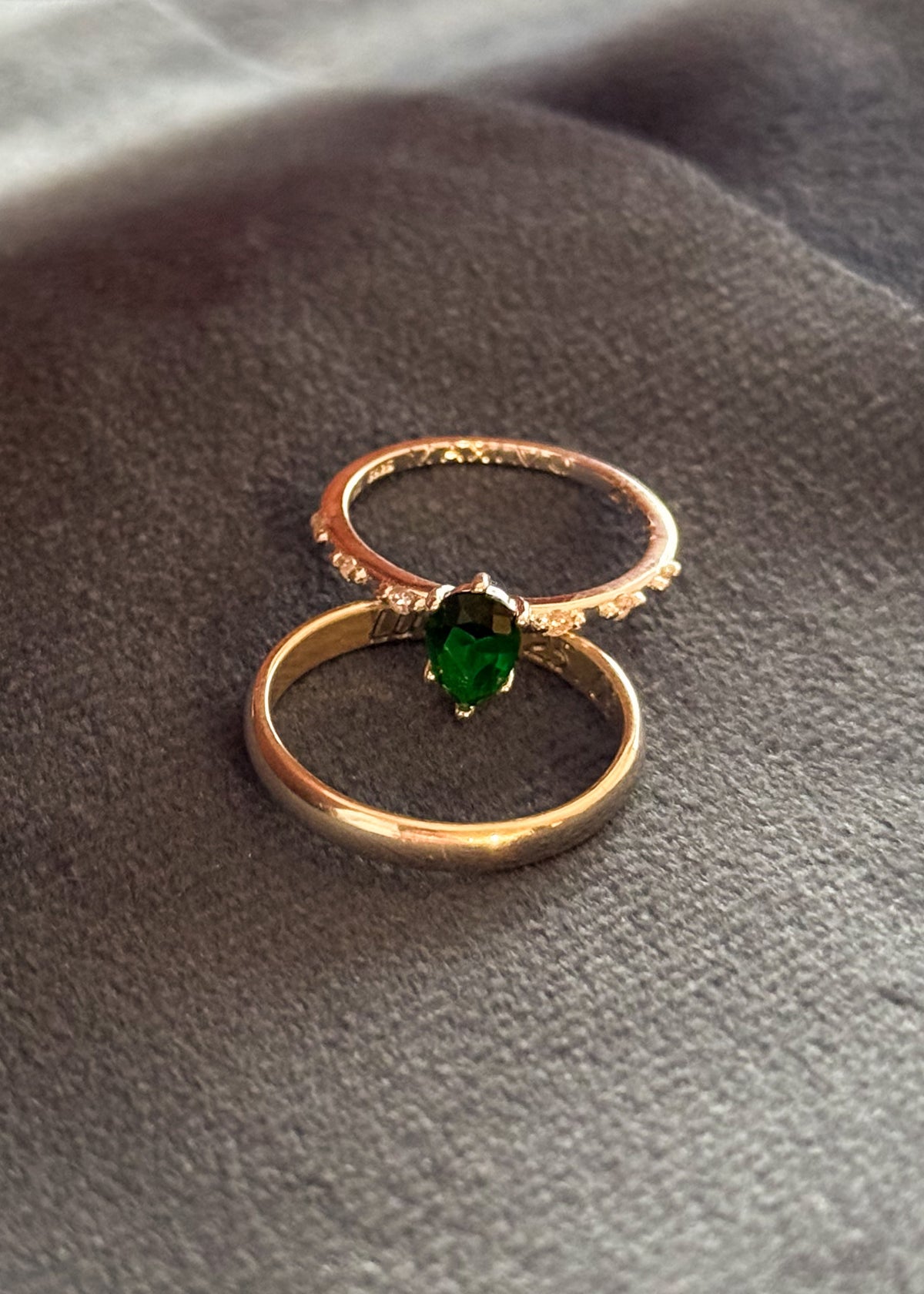 Set Anillo Gota Verde con laterales + alianza bombé 3mm Plata 925 & Zirconias - Parejas