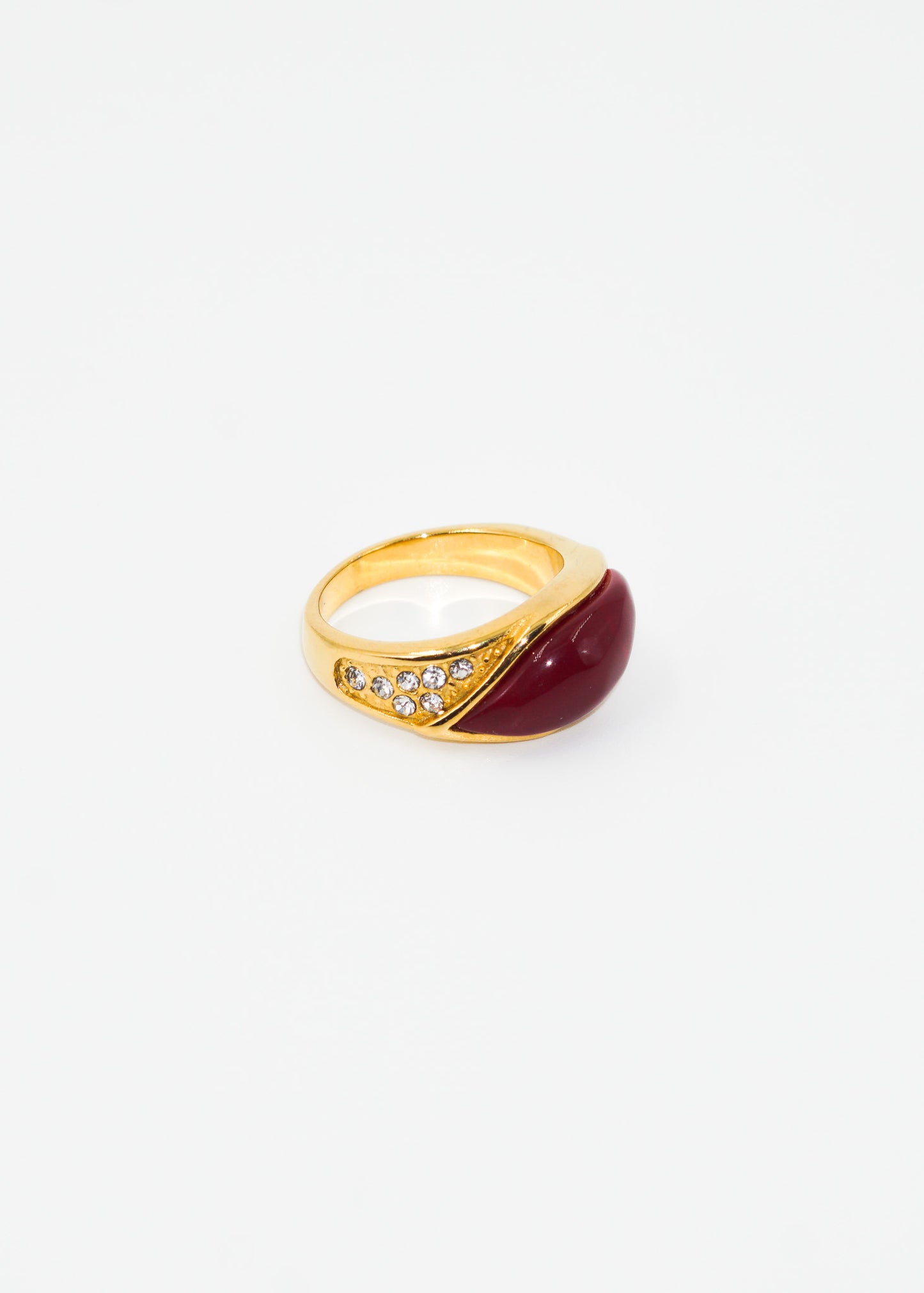 Anillo strass y acrílico rojo acero quirúrgico