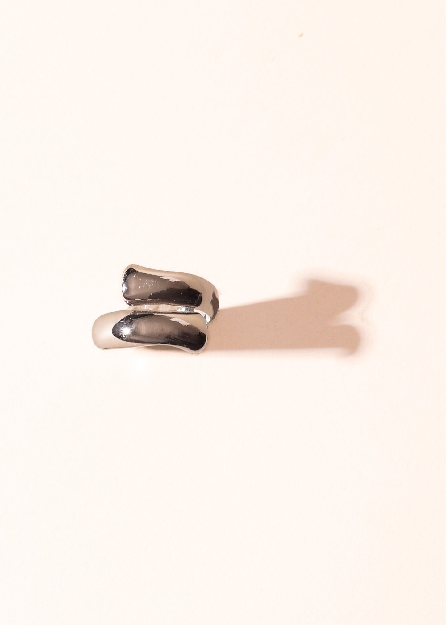 Anillo entrelazado ajustable acero quirúrgico