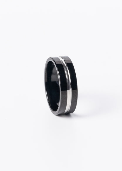 Anillo black línea plateada acero quirúrgico