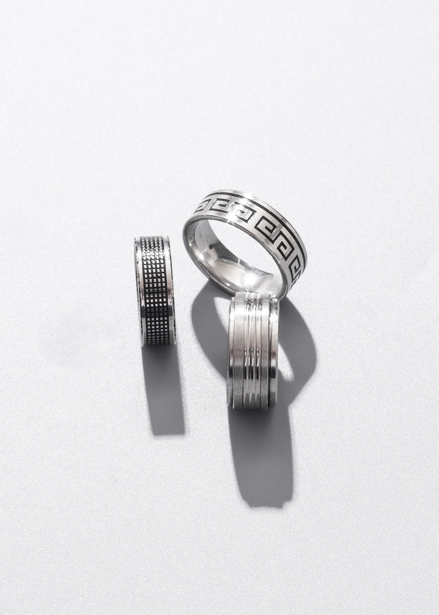 Anillo labrado vintage acero quirúrgico