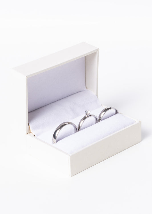Set alianzas acero quirúrgico 4mm con cintillo y estuche