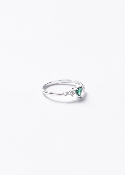 Anillo corazón zirconia verde con laterales plata 925