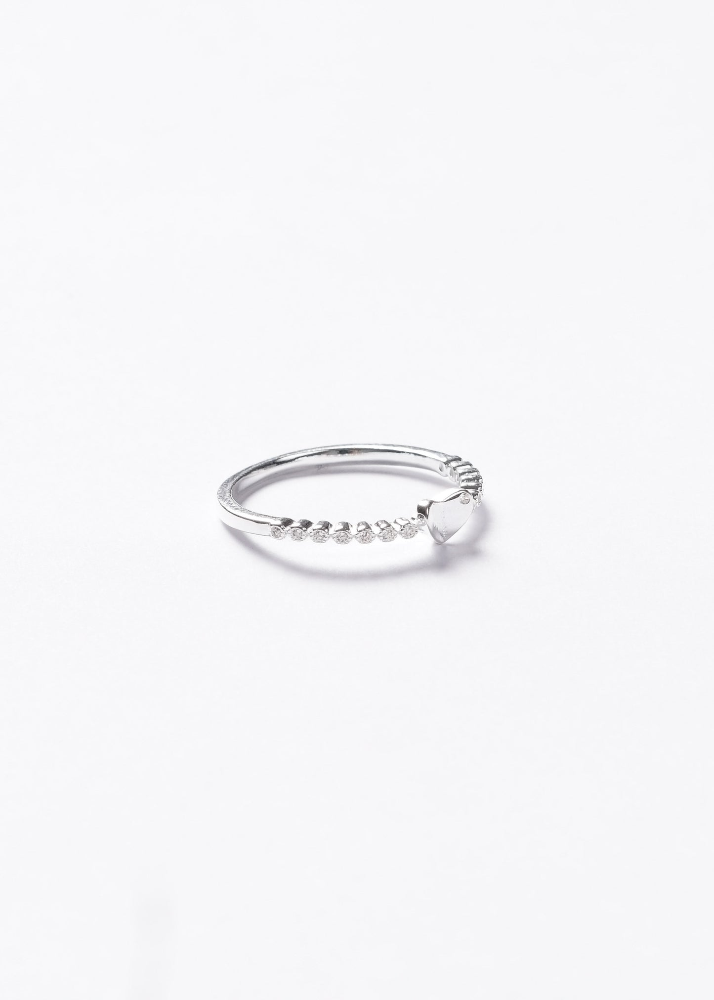 Anillo corazón liso con puntos luz laterales plata 925