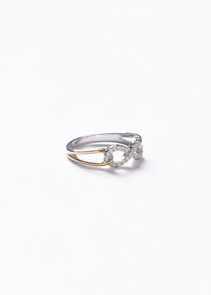 Anillo infinito zirconias con baño de oro plata 925