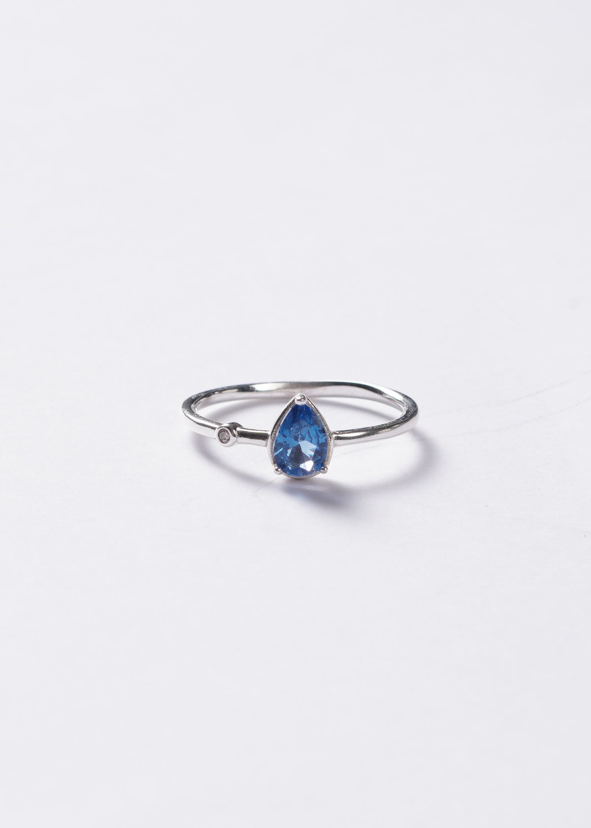 Anillo gota azul capri con punto luz plata 925 & zirconia