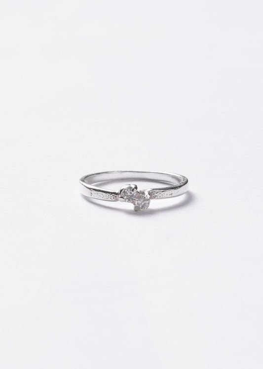 Anillo doble zirconia con micro labrado plata 925