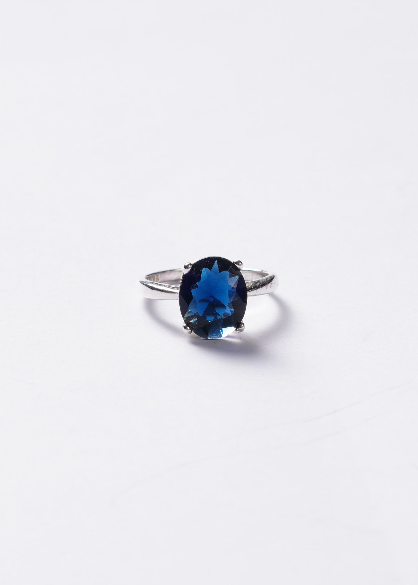 Anillo gran zirconia azul marino plata 925
