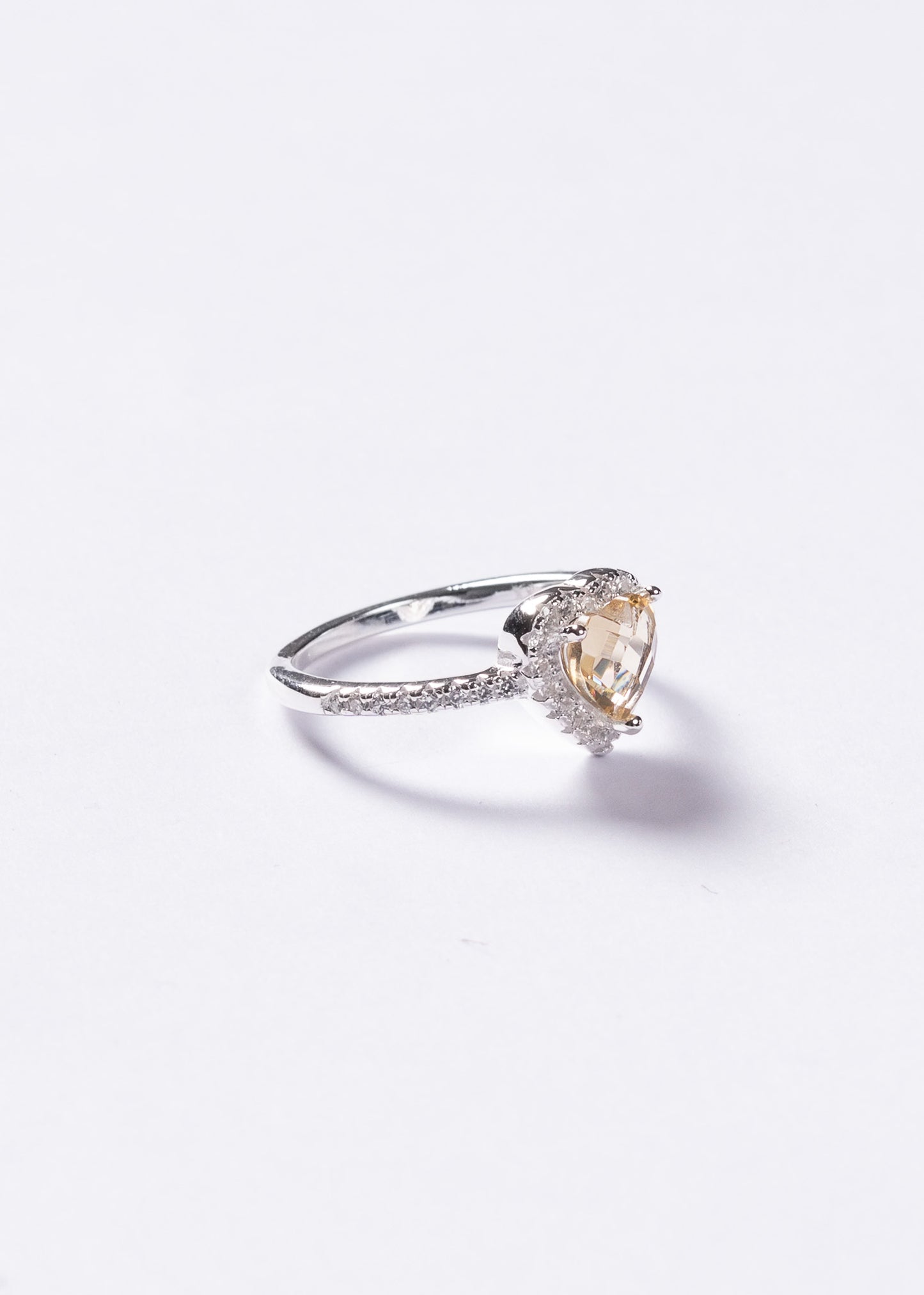 Anillo corazón promesa zirconia amarilla plata 925