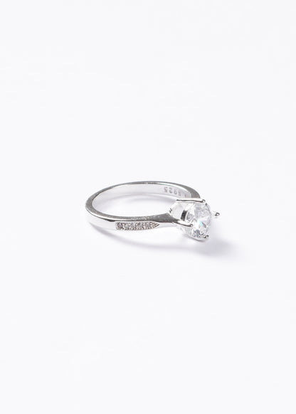 Anillo 4 puntas mitad zirconias laterales plata 925
