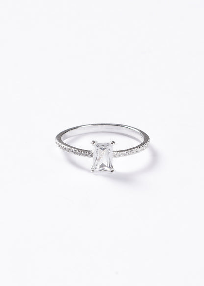 Anillo zirconia rectangular con laterales plata 925