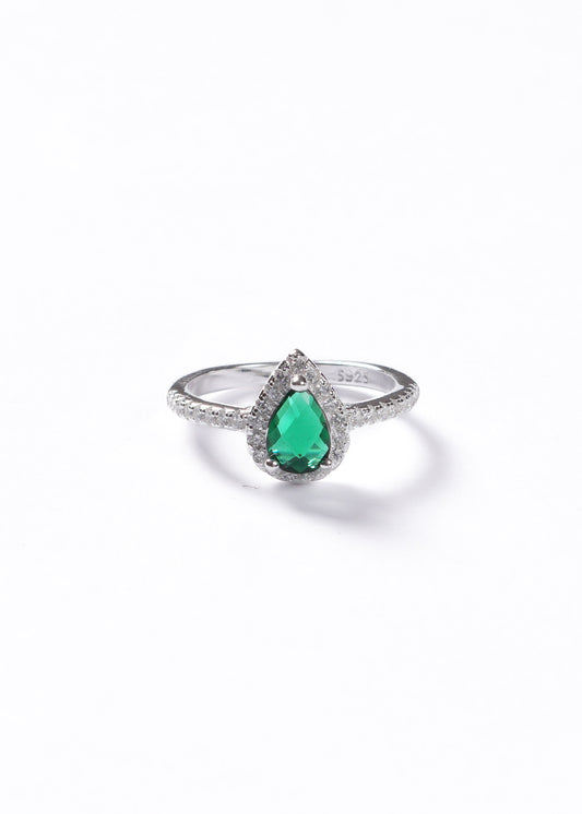 Anillo gota verde esmeralda zirconias laterales plata 925