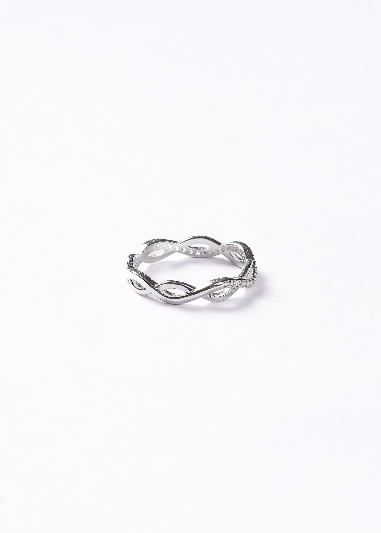 Anillo infinito sin fin zirconias plata 925