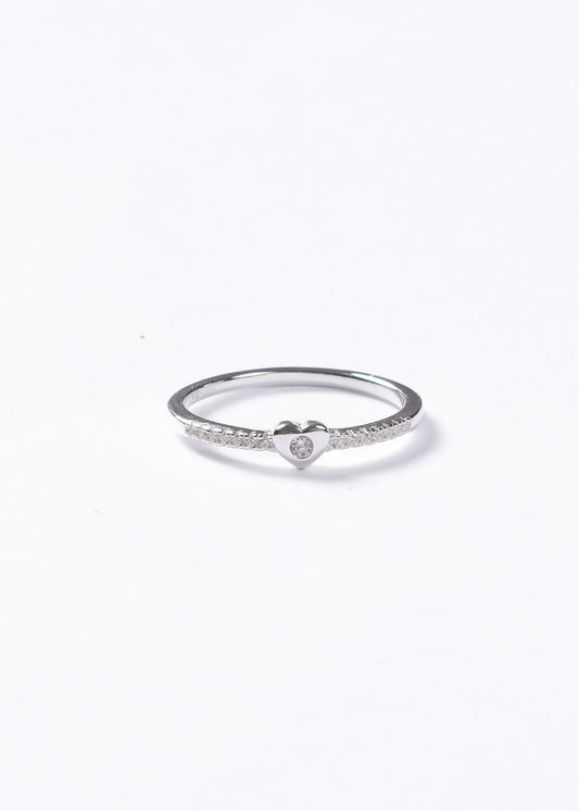 Anillo corazón con zirconias laterales plata 925