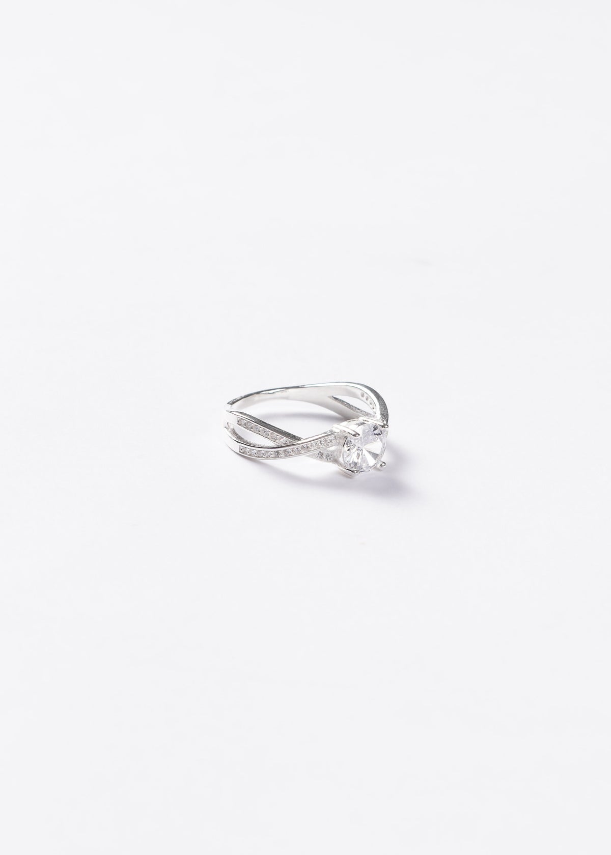 Anillo cintillo entrelazado 4 puntas Plata 925 & Zirconias