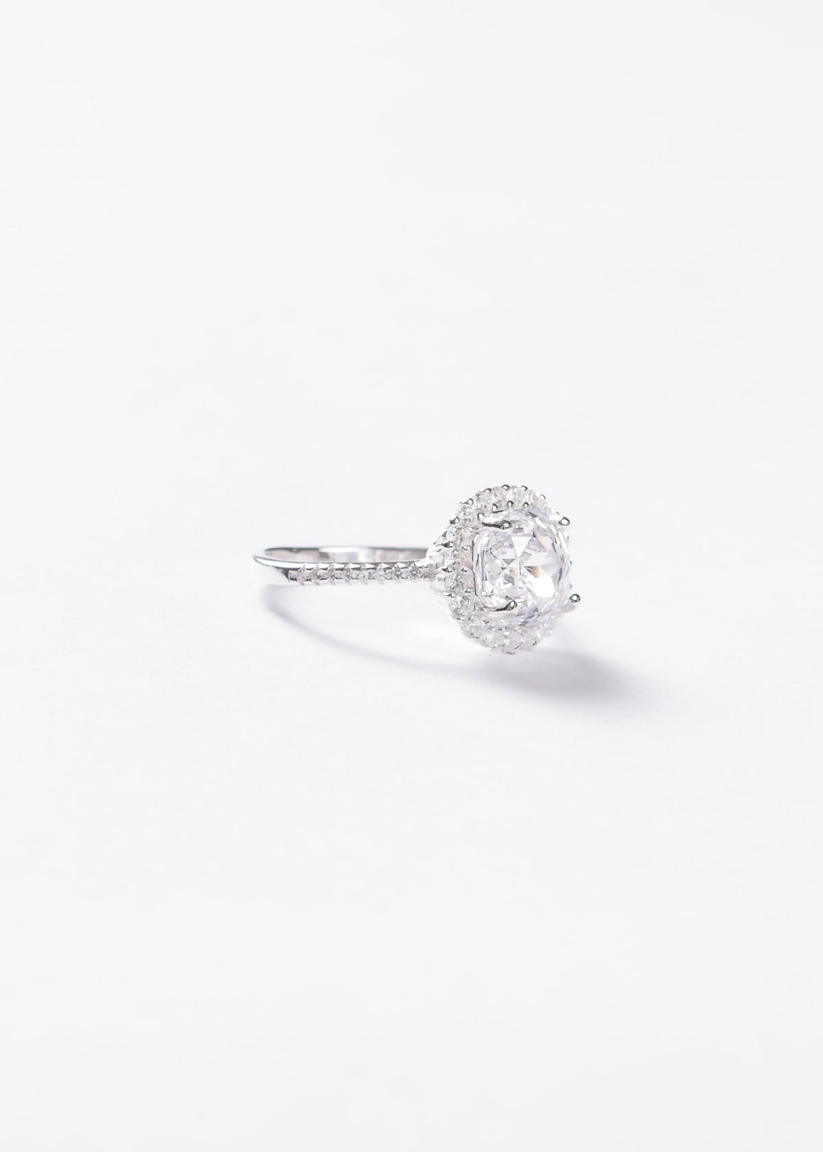 Anillo Grand Lady Di Plata 925 & Zirconia blanca