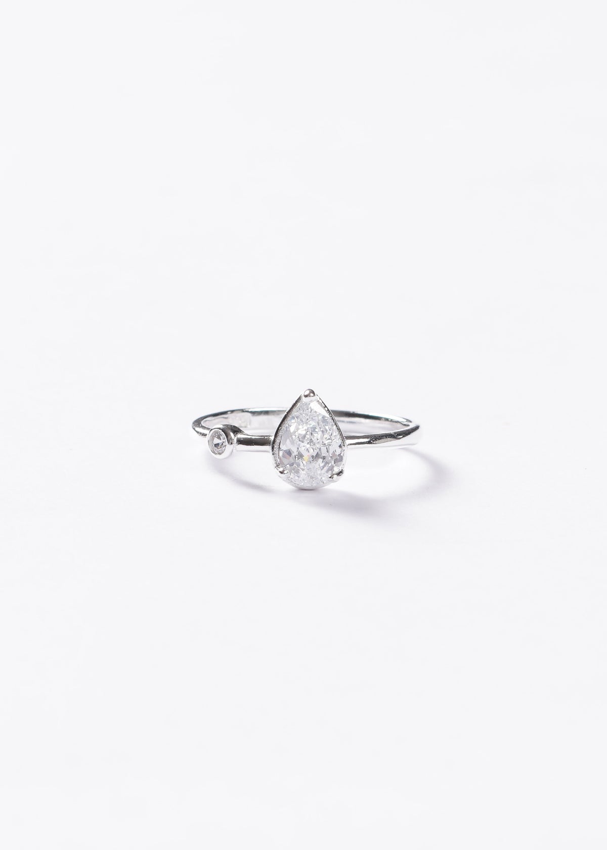 Anillo gota blanca con punto luz plata 925 & zirconia