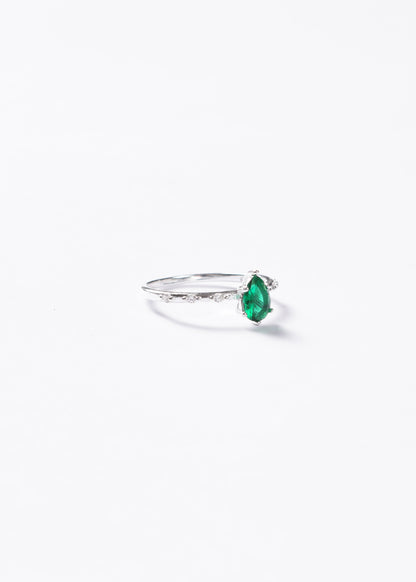 Anillo gota verde zirconia con laterales plata 925