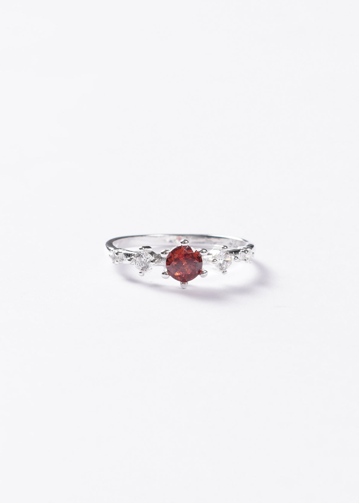 Anillo puntos luz y centro rojo Plata 925 & Zirconias