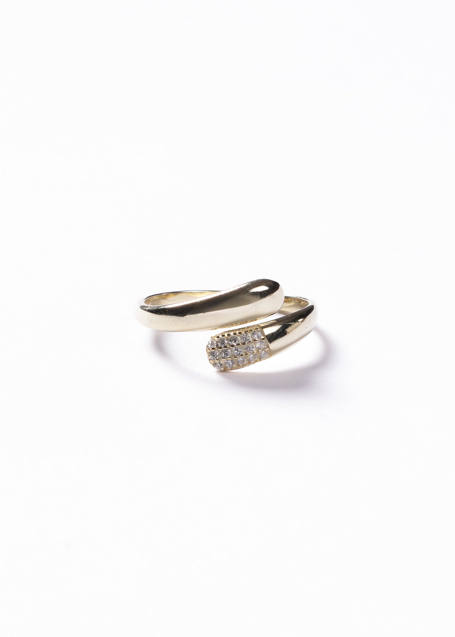 Anillo entrelazado con zirconias plata 925 & baño en oro 18k