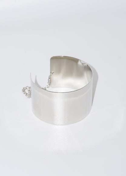 Pulsera brazalete liso con cadenita
